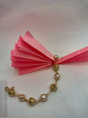 Pulseira com Pérolas e Bolinhas